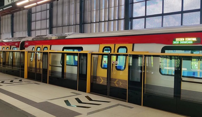 采用轨道交通屏蔽门系统的吉隆坡MRT地铁2号线全线开通